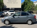 Hyundai Accent-5