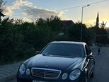 Mercedes E 240-2