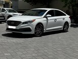 Hyundai Sonata-1