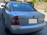 Volkswagen Passat-11