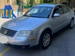 Volkswagen Passat-8