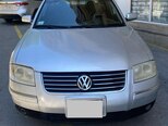 Volkswagen Passat-1