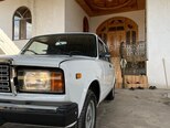 LADA (VAZ) 2107-2