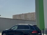 Volkswagen Touareg-2