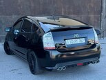Toyota Prius-5