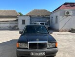 Mercedes 190-1