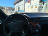 Mercedes 200 D-8