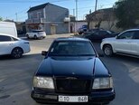 Mercedes 200 D-2
