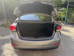 Hyundai Elantra-14