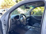 Nissan Navara-10