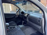 Nissan Navara-12
