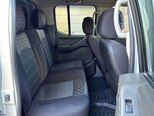 Nissan Navara-15