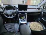 Toyota RAV4-6
