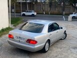 Mercedes E 240-2