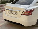 Nissan Altima-5