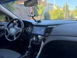 Hyundai Sonata-13
