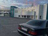 Mercedes E 240-6