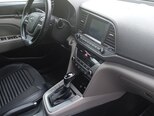 Hyundai Elantra-9