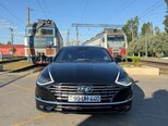 Hyundai Sonata-1