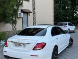 Mercedes E 300-9