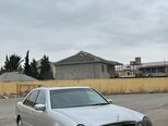 Mercedes E 240-9