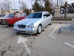 Mercedes E 240-10