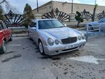 Mercedes E 240-11