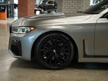 BMW 740-4