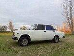 LADA (VAZ) 2107-4