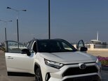 Toyota RAV4-8