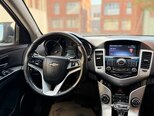 Chevrolet Cruze-13