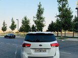 Kia Carnival-4