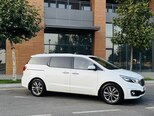 Kia Carnival-3