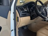 Kia Carnival-10