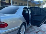 Mercedes E 240-9