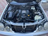 Mercedes E 240-8