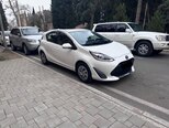 Toyota Aqua-4