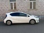Toyota Aqua-5