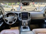 Toyota Land Cruiser-8