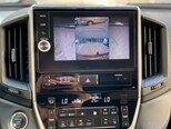 Toyota Land Cruiser-11