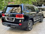 Toyota Land Cruiser-14