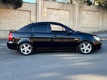 Hyundai Accent-11