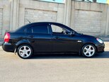 Hyundai Accent-7