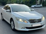 Toyota Camry-3
