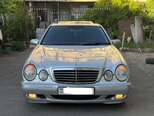 Mercedes E 280-1