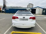 Kia Cadenza-4