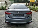 Hyundai Accent-2