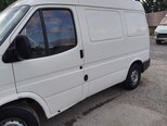 Ford Transit-4