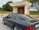 Mercedes E 230-2