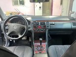 Mercedes E 220-4